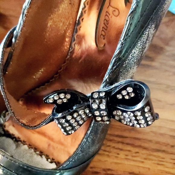 Poetic Justce Wedge Heels  Size 7.5 - Picture 4 of 6